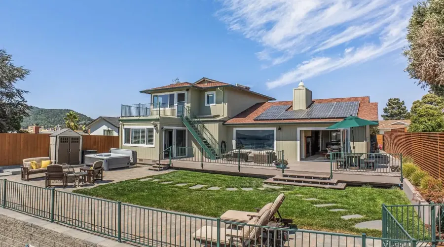 126 San Marino Drive, San Rafael, California, United States, 5 Bedrooms Bedrooms, ,4 BathroomsBathrooms,Residential,For Sale,1946447
